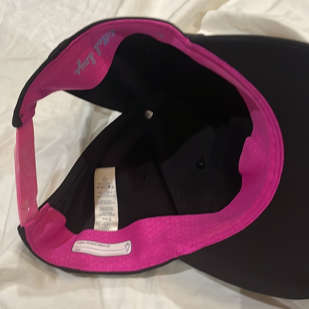 Ivivva hat - Picture 7 of 12